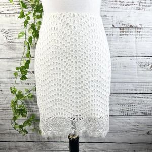 Ann Taylor Skirt size 10 White Eyelet Lace Straight Knee Wedding Beach Cocktail